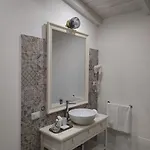 Βίλα Hibiscus Comfortstay Quartu SantʼElena