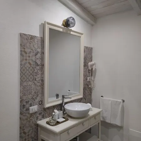 Villa Hibiscus Comfortstay Quartu Sant'Elena