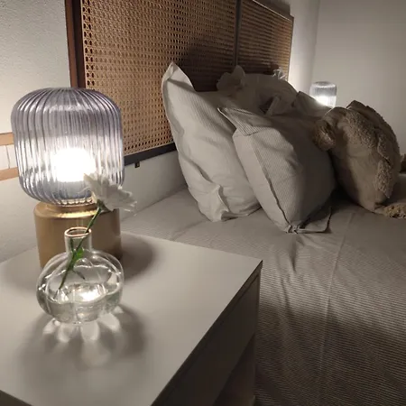 Hibiscus Comfortstay Villa *